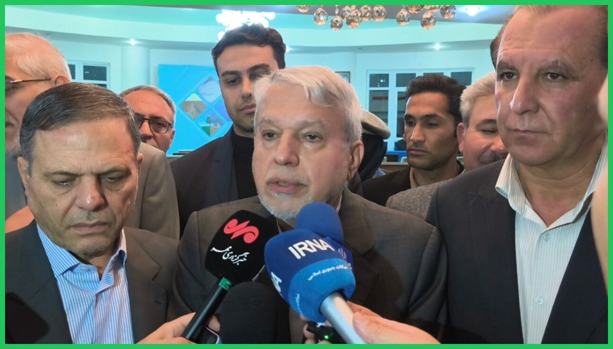 وزیر میراث فرهنگی: آمار گردشگران کشور برای نخستین بار به ۴.۵ میلیون نفر رسید