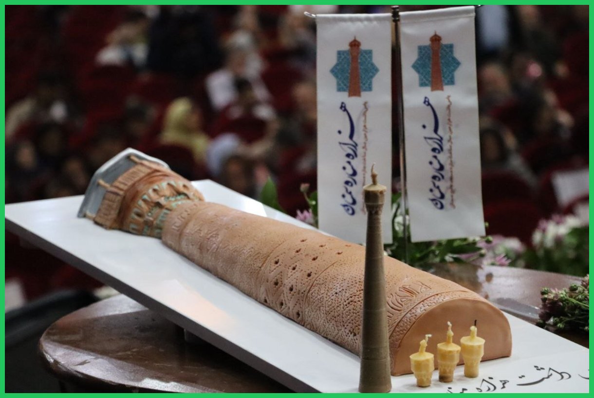 مقاوم‌سازی اضطراری منار مسجد جامع سمنان در برابر زلزله