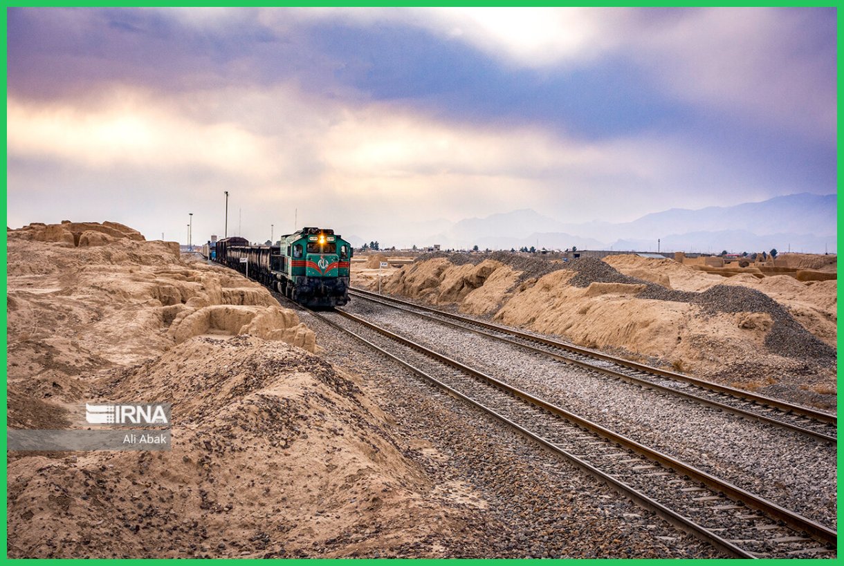 جابه‌جایی ریل راه آهن از دل تپه‌حصار دامغان، اولین گام برای ثبت جهانی