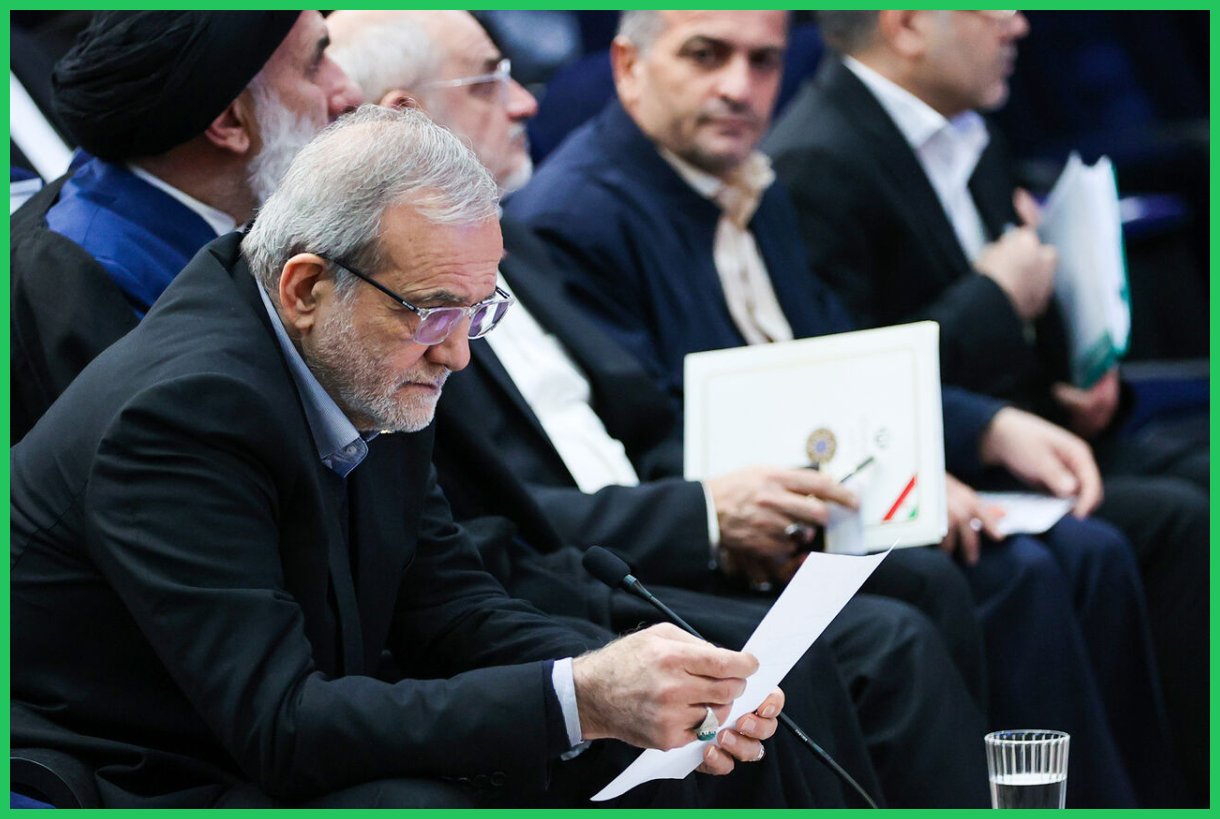 رییس‌جمهور فاز نخست مجتمع گردشگری چغاخور چهارمحال و بختیاری را افتتاح کرد